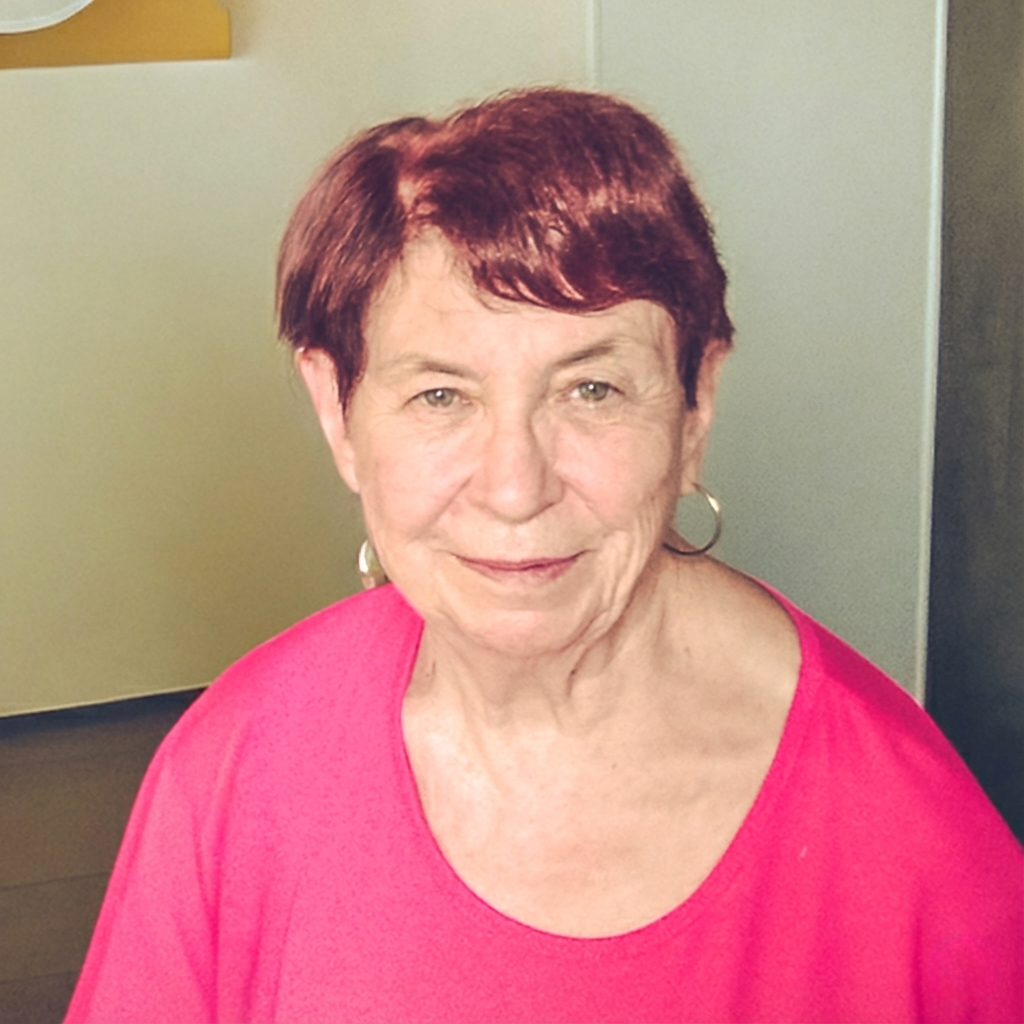 Hommage à Chantal, voix emblématique des dimanches matin Dimanche Bonheur : musette, chansons et dédicaces Hommage à Chantal, voix emblématique des dimanches matin