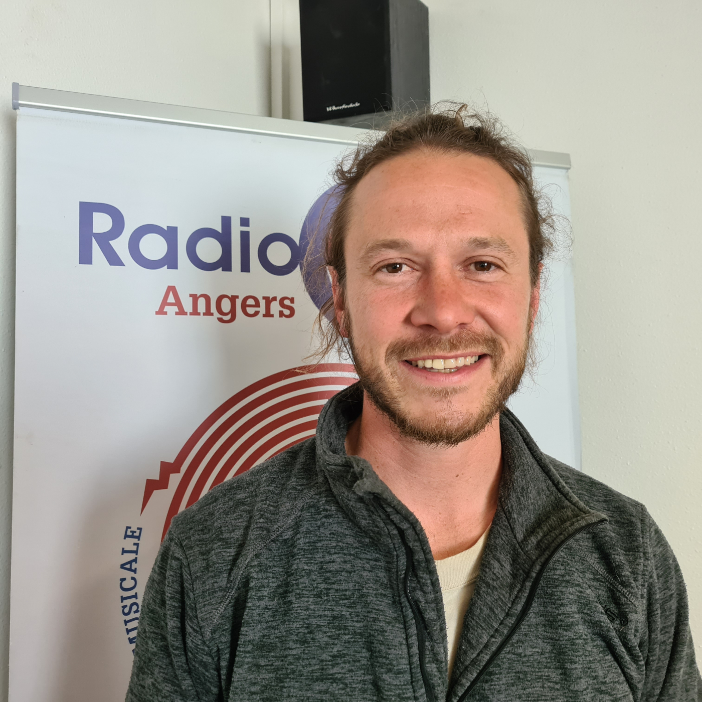 Les voies de l'éco du 19 04 2023 - avec Thomas Chesneau de La Prairie le magazine des entrepreneurs de l&#039;anjou Les voies de l'éco du 19 04 2023 - avec Thomas Chesneau de La Prairie