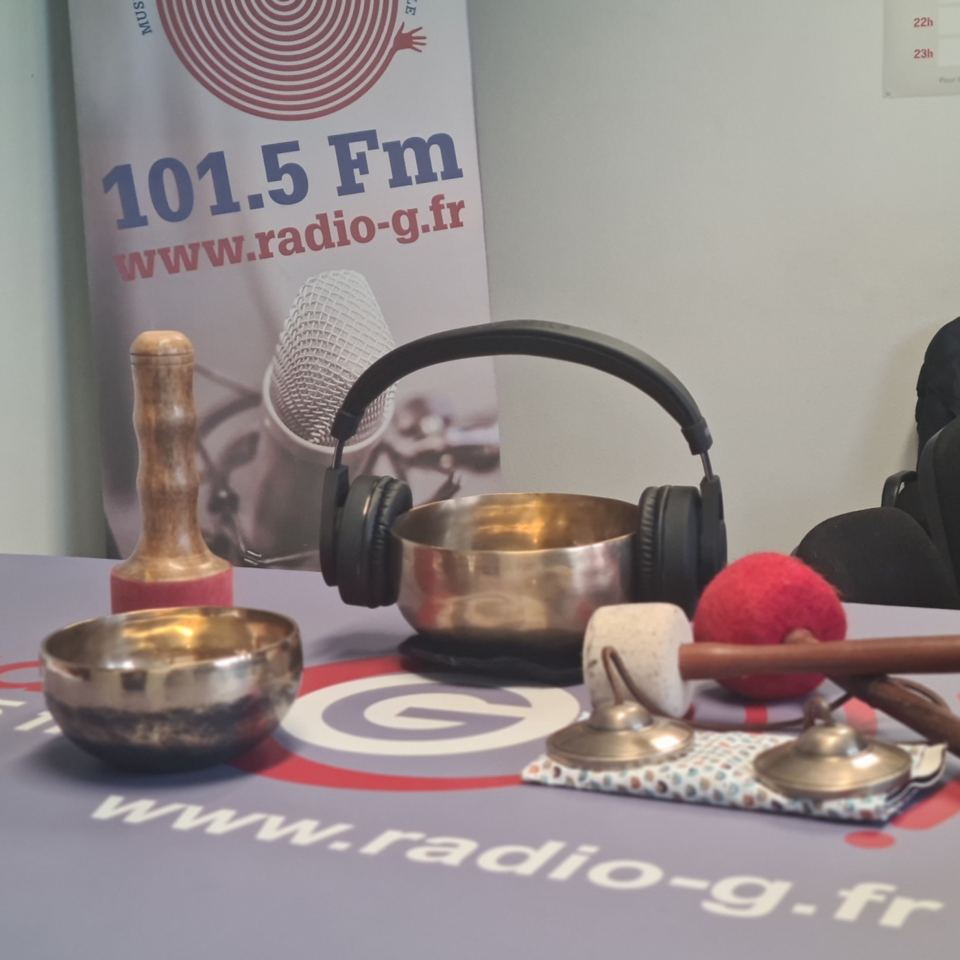 Les voies de l'éco du 29 11 2023 - Massage sonore le magazine des entrepreneurs de l&#039;anjou Les voies de l'éco du 29 11 2023 - Massage sonore