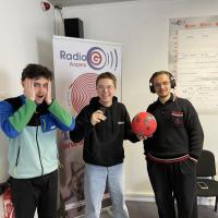 Topette! + Topette! + Bastien Rivron 